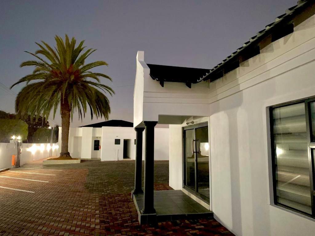 Randfontein Thamani Guest House מראה חיצוני תמונה