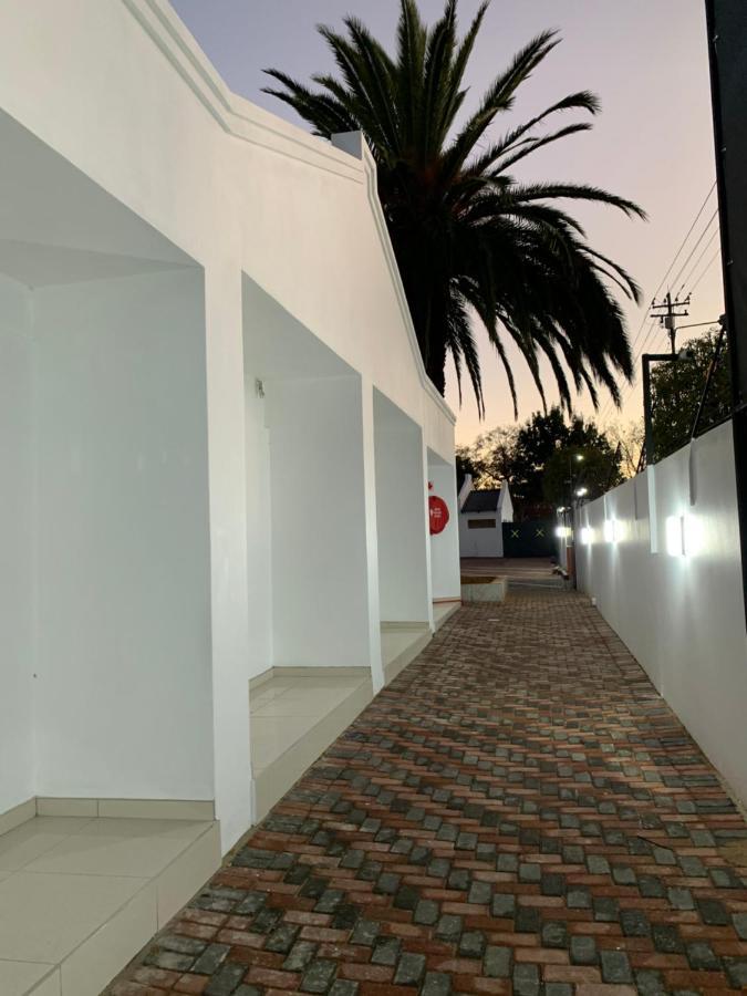 Randfontein Thamani Guest House מראה חיצוני תמונה