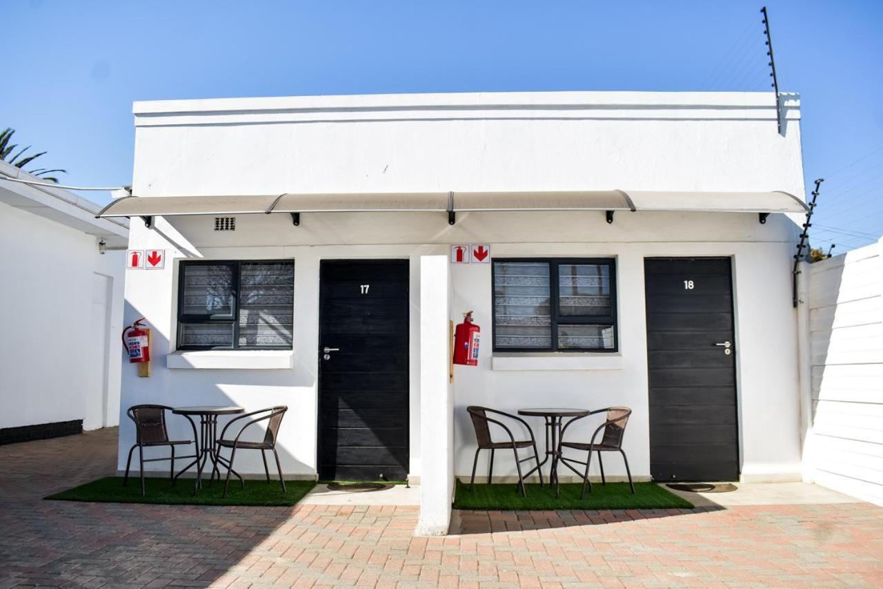Randfontein Thamani Guest House מראה חיצוני תמונה